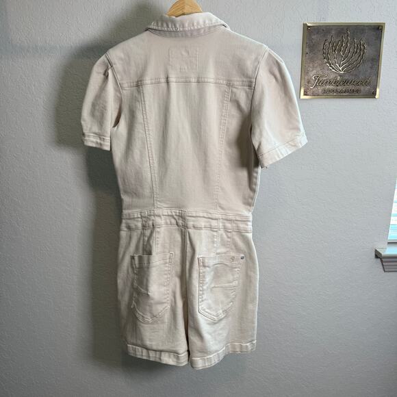 Women's Pilcro Anthropologie Cream Short Sleeve Denim Romper Size 10 - Picture 6 of 8